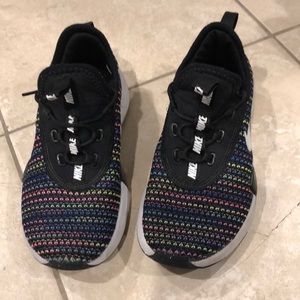 Kids Nike sneakers size 1y